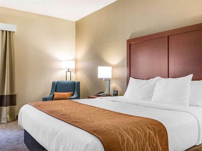 Comfort Inn Чемберсберг Экстерьер фото