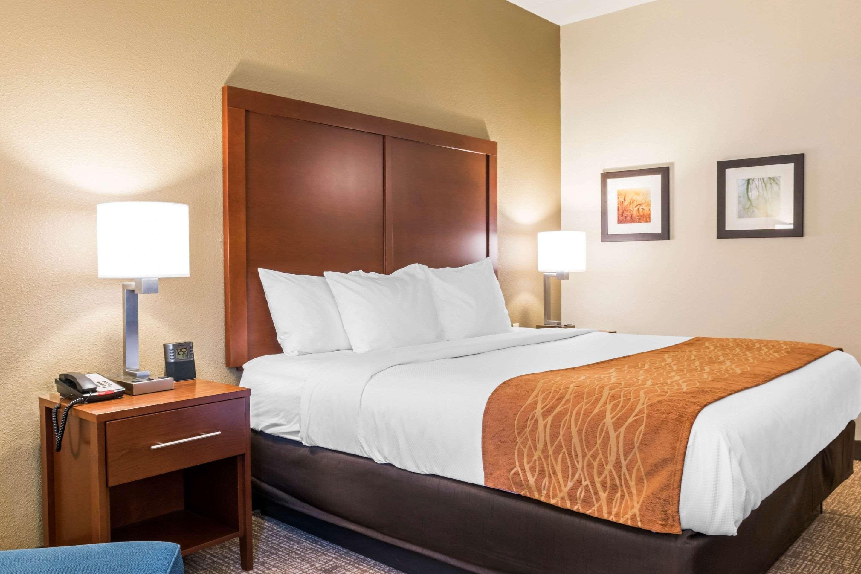 Comfort Inn Чемберсберг Экстерьер фото