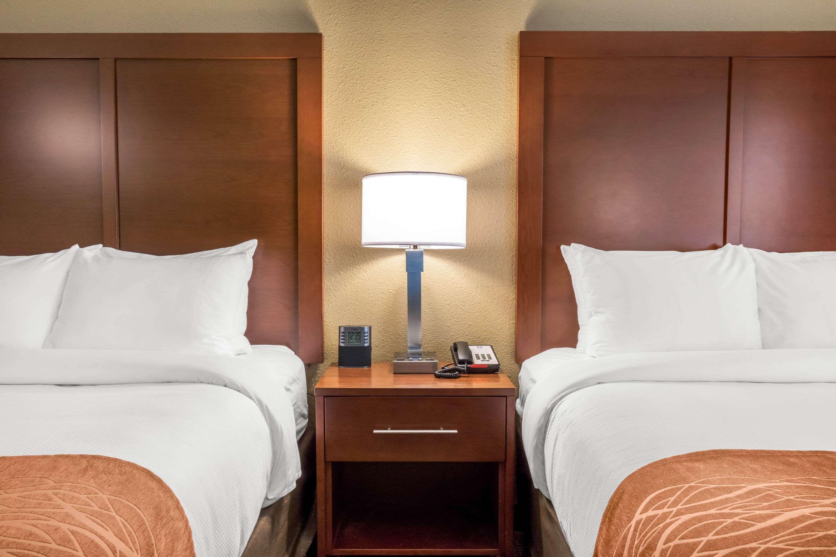 Comfort Inn Чемберсберг Экстерьер фото