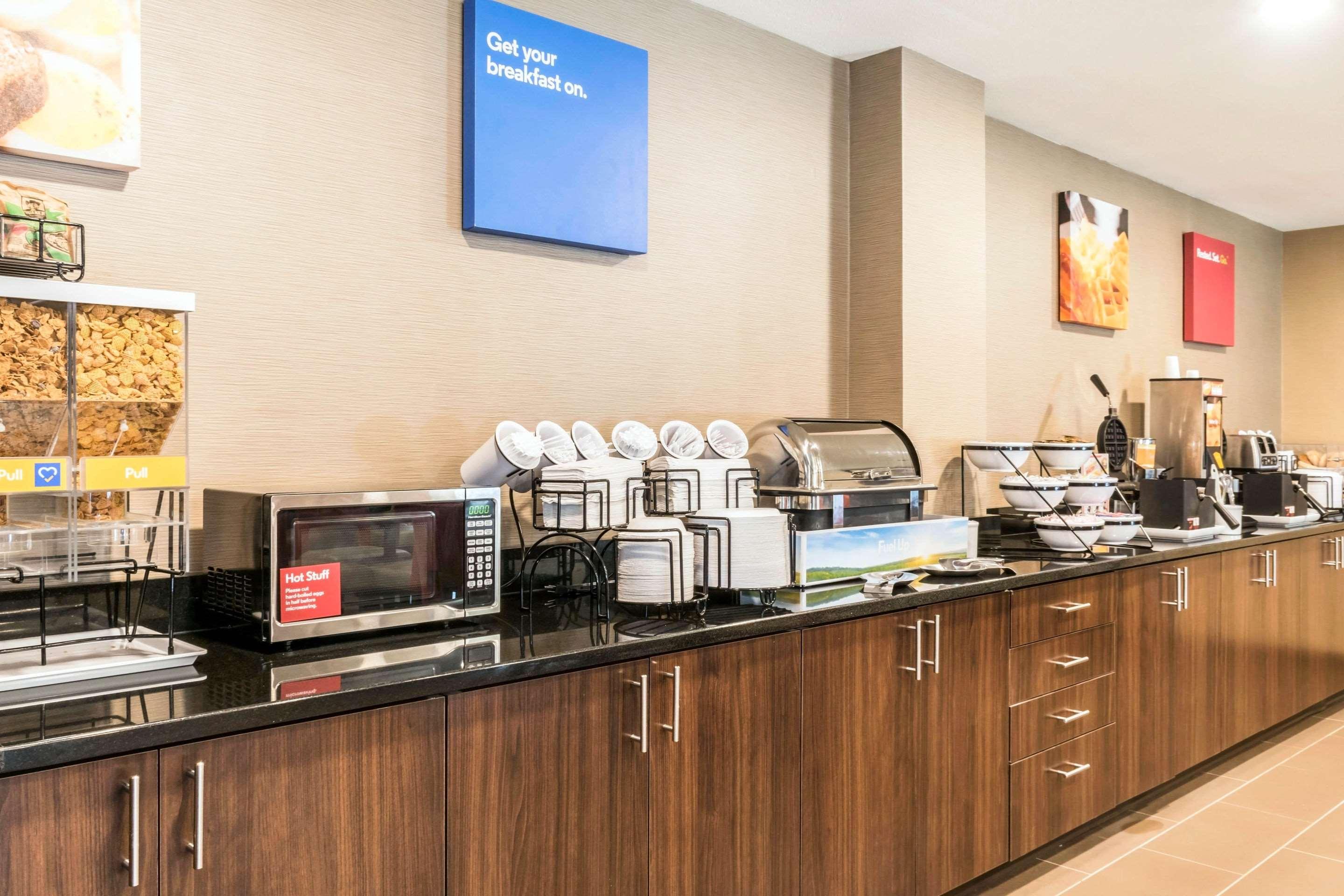 Comfort Inn Чемберсберг Экстерьер фото