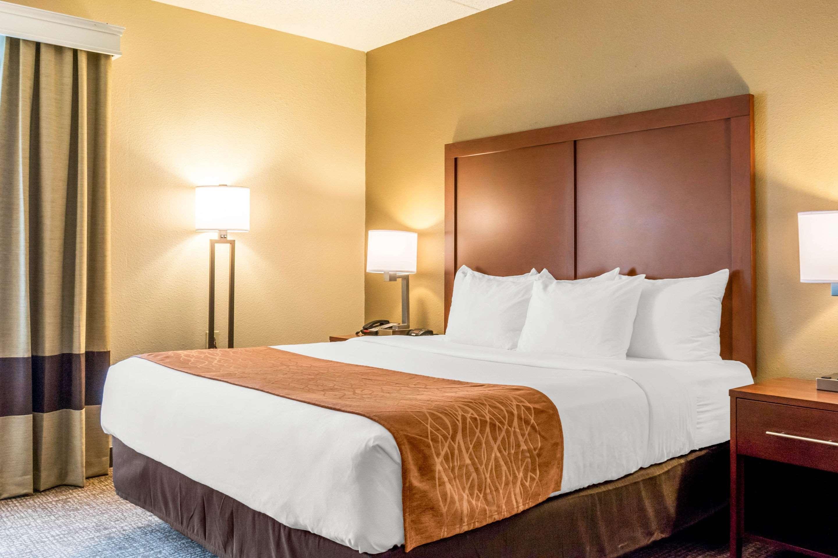 Comfort Inn Чемберсберг Экстерьер фото